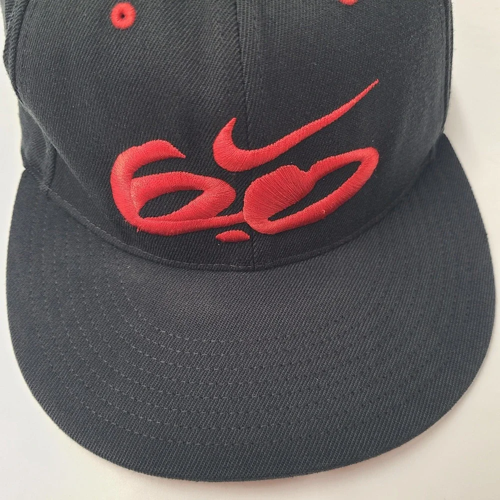 Nike Hat Fitted (Seems M-L) Black Red 6.0 Action Sports Swoosh Logo Skate Men